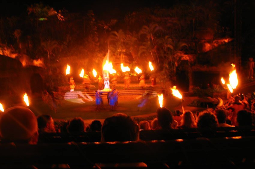 Polynesian show