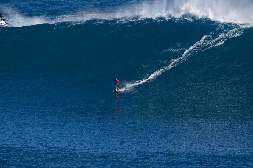 Surfing Jaws on Maui