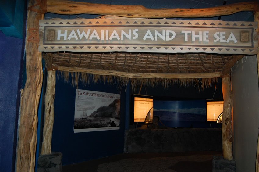 Hawaiians and the sea