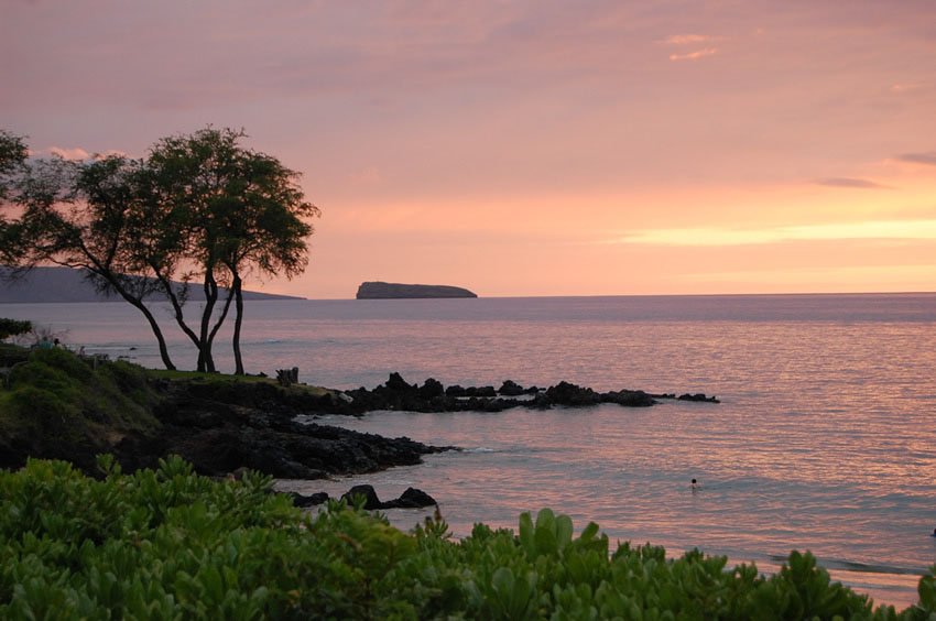Sunset seen from Maluaka Beach