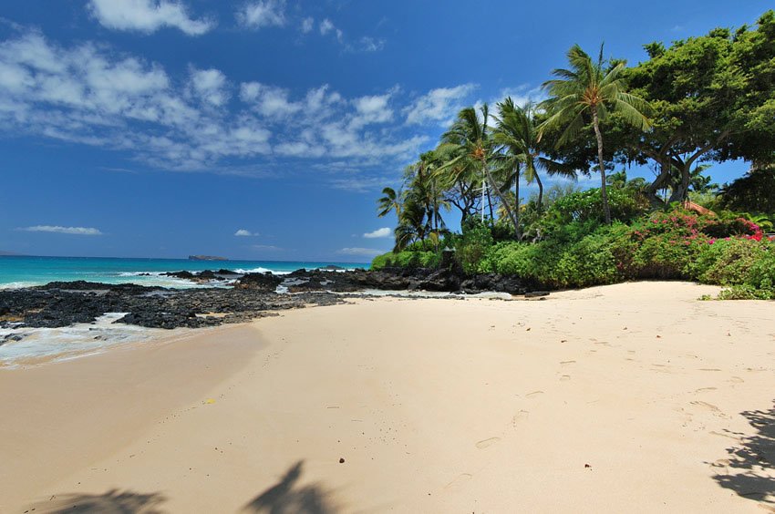 Scenic Maui beach