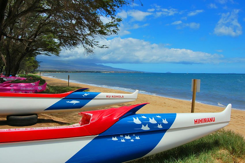 Sugar Beach canoes