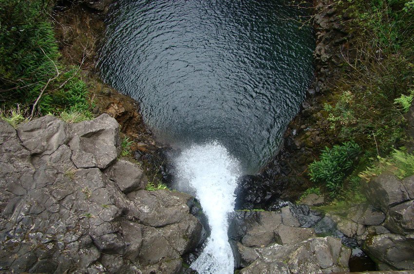 Makapipi Falls