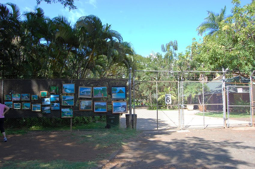 Zoo gate and art