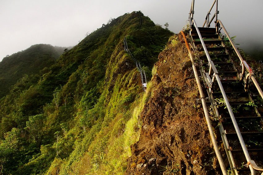 The Stairway to Heaven – a Forbidden Attraction in Hawaii - Places