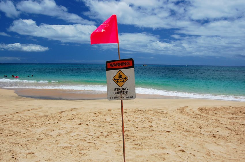 Strong current warning sign