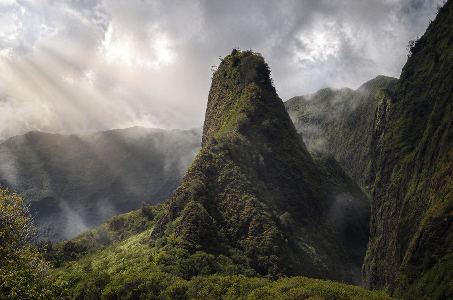 Haunted Places on Maui