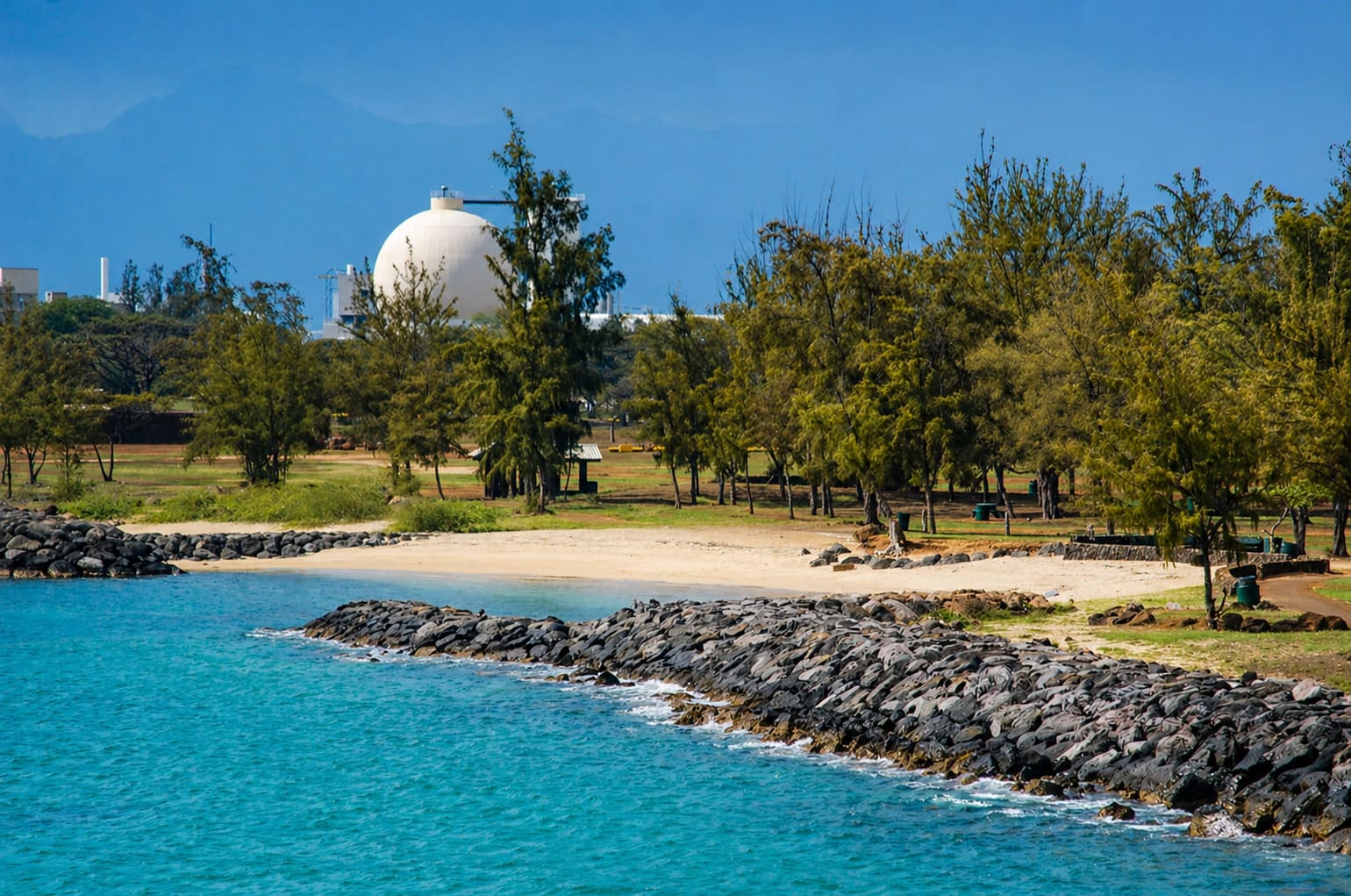 Sand Island Beach Park
