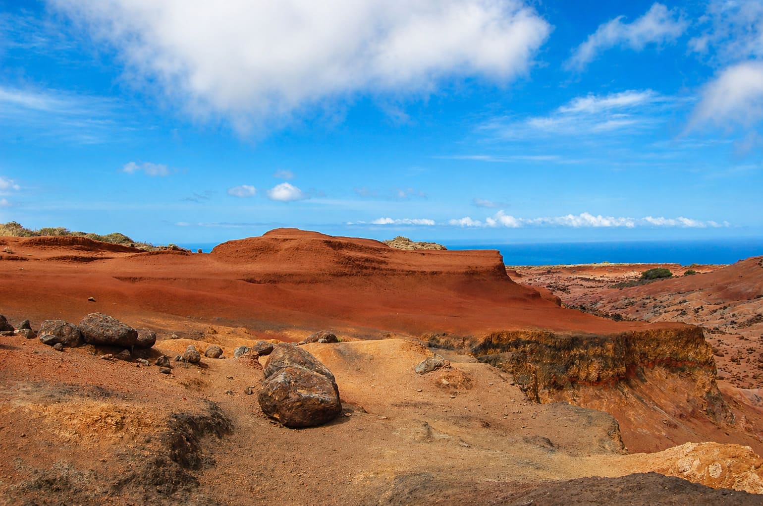 Keahiakawelo (Garden of the Gods)