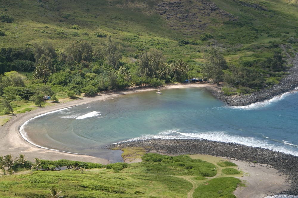 Halawa Beach