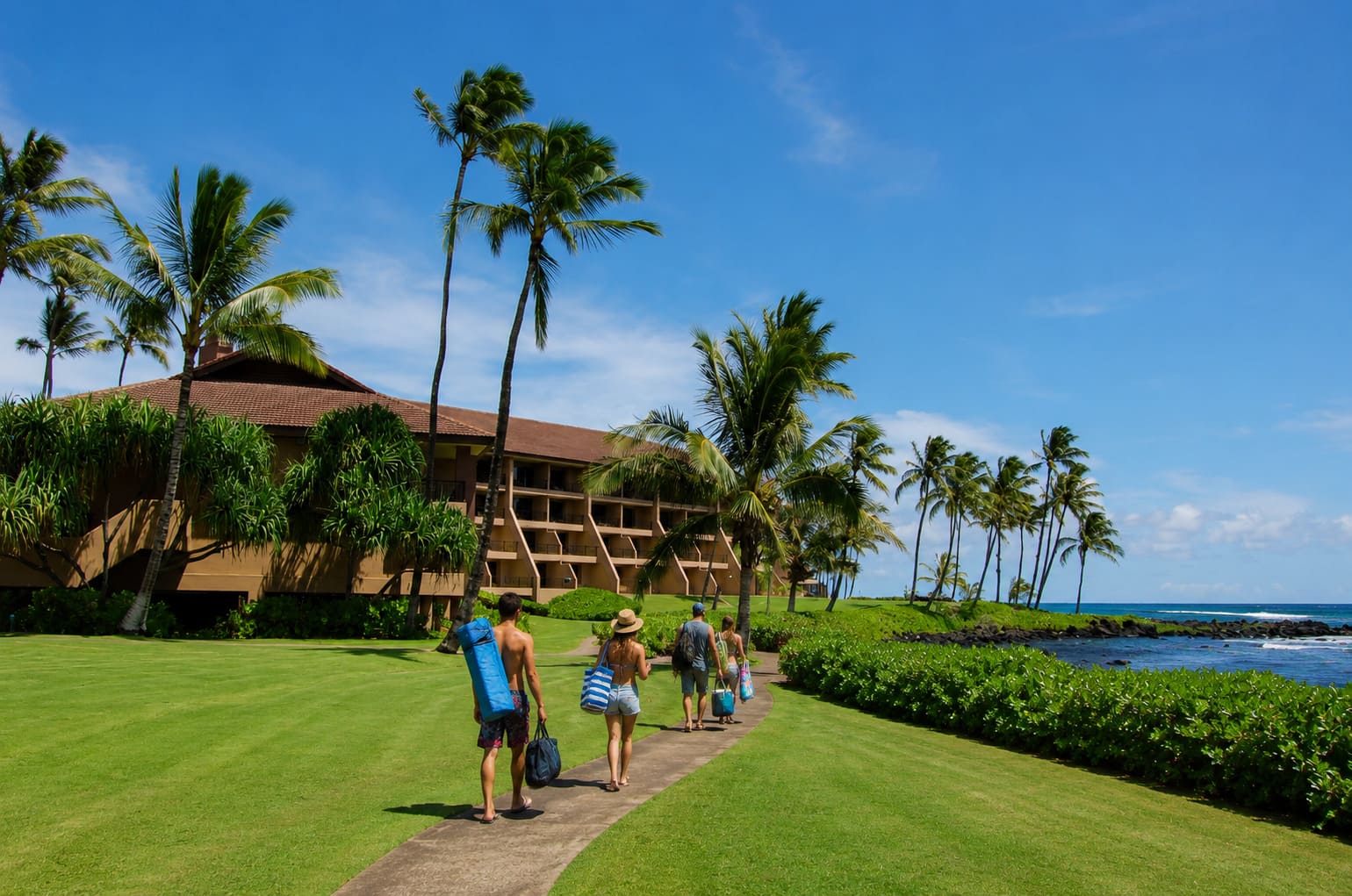 Kauai Vacation Rentals Near Poipu, Princeville and Outdoor Adventures