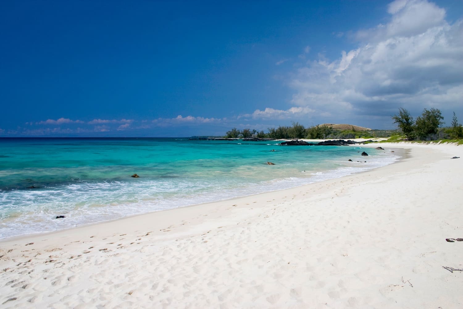 Makalawena Beach