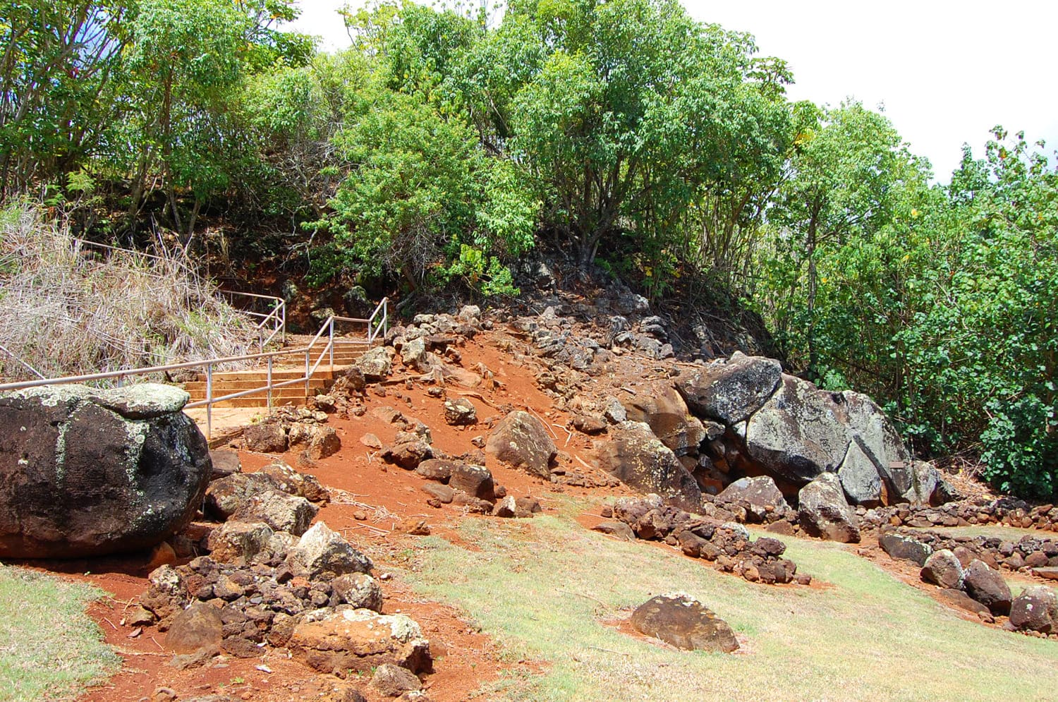 Pohaku Ho'ohanau (Royal Birthstones)