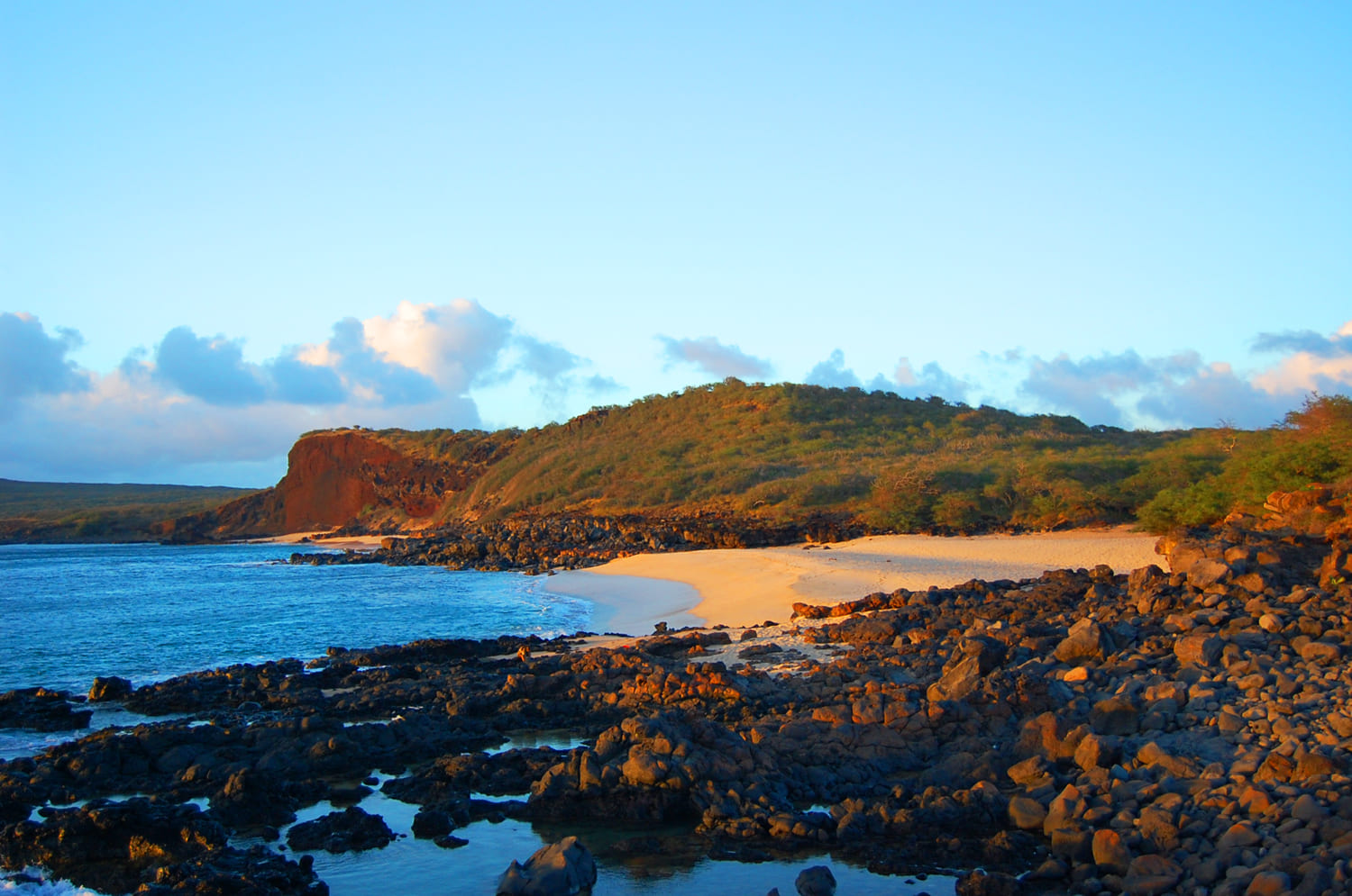 Pohakumauliuli Beach