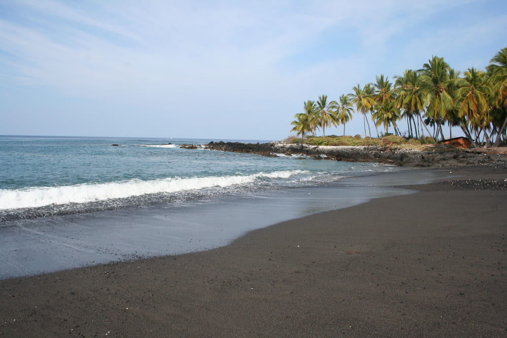 Honomalino Bay