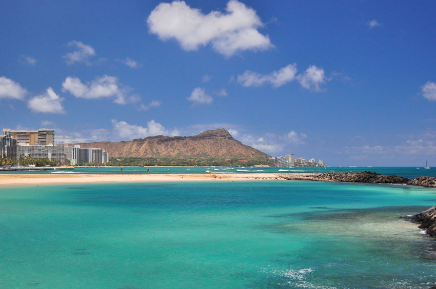 Diamond Head from Majic Island