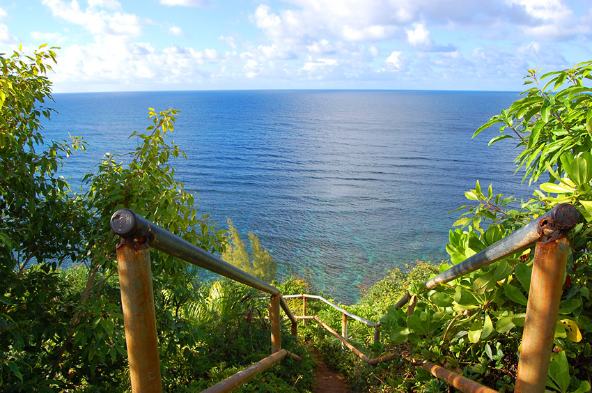 Steep Trail Down to the Beach