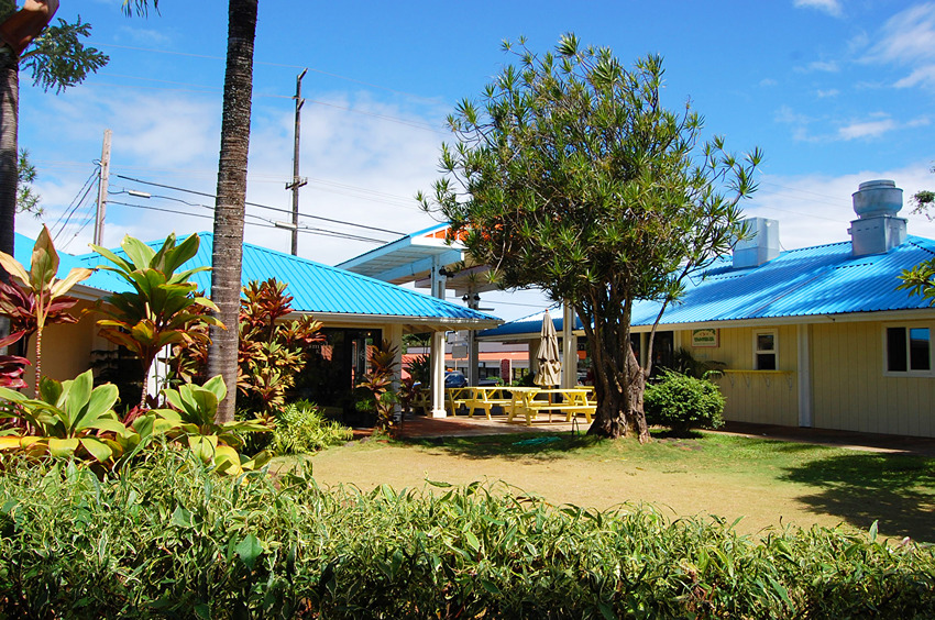 View Inside Kinipopo Shopping Village