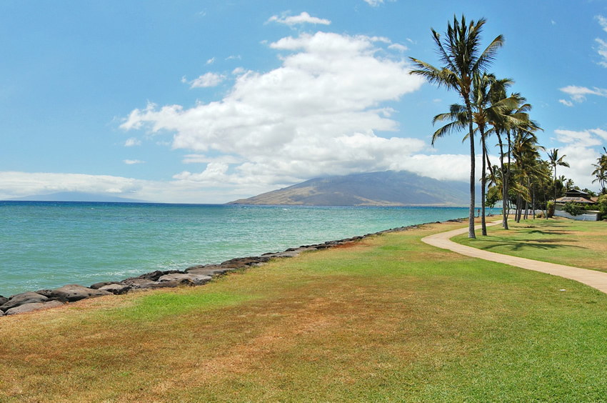 Kalama Park Beach Path