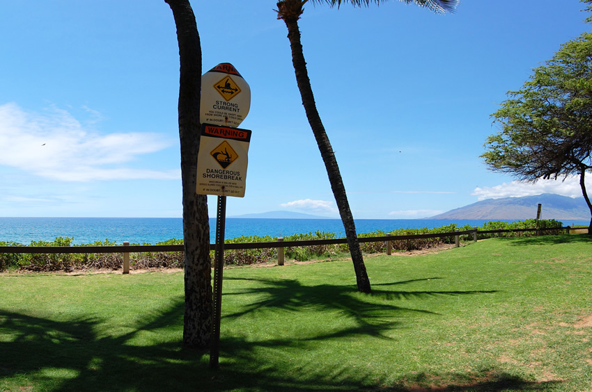 Beach Signs at Kamaole Iii