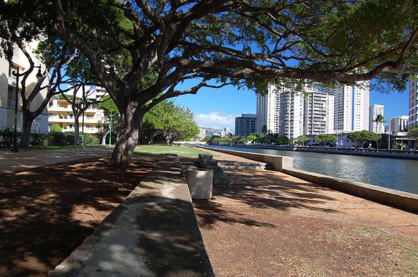 Good Park for Walking and Jogging