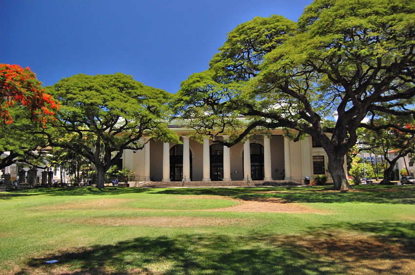 Hawaii State Library Front Side