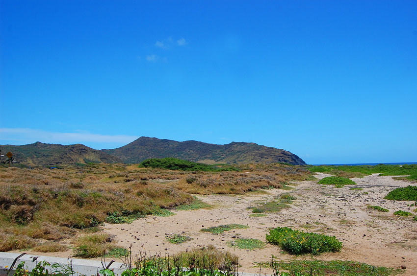 Start of the Ka Iwi State Senic Shoreline