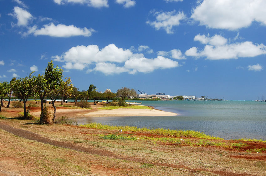 A Beach Park Near Honolulu International Airport