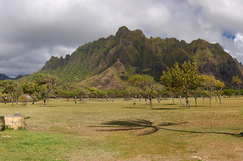 Overlooking the Koolau Mountains