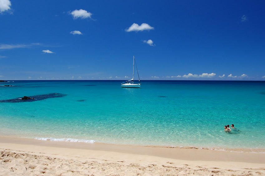 Calm Waves in the Summer