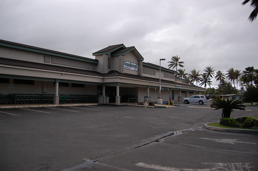 Laie Foodland