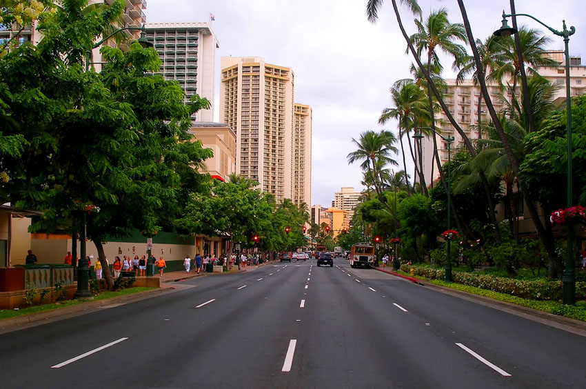 Kalakaua Avenue