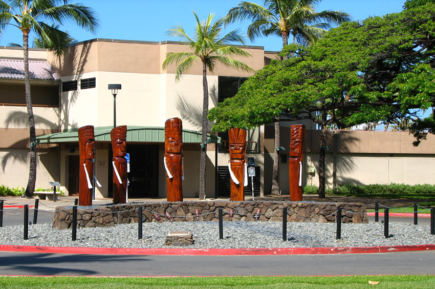 Tikis at the Entrance